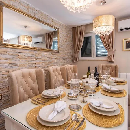 別荘 Ferienhaus Mit Privatpool Fuer 8 Personen Ca 200 Qm In Stankovic Bei Orebic, Dalmatien Sueddalmatien